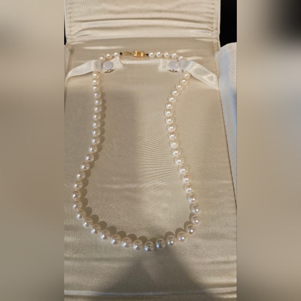 Na Hoku pearl necklace